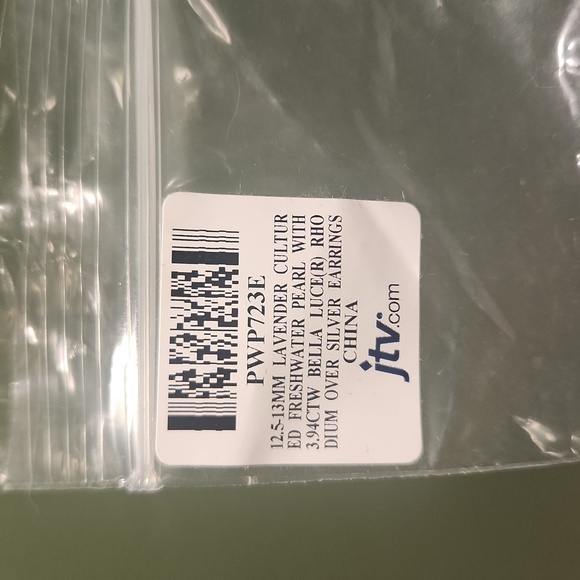 Lavender Pearl Sterling Silver Earrings - Picture 4 of 4